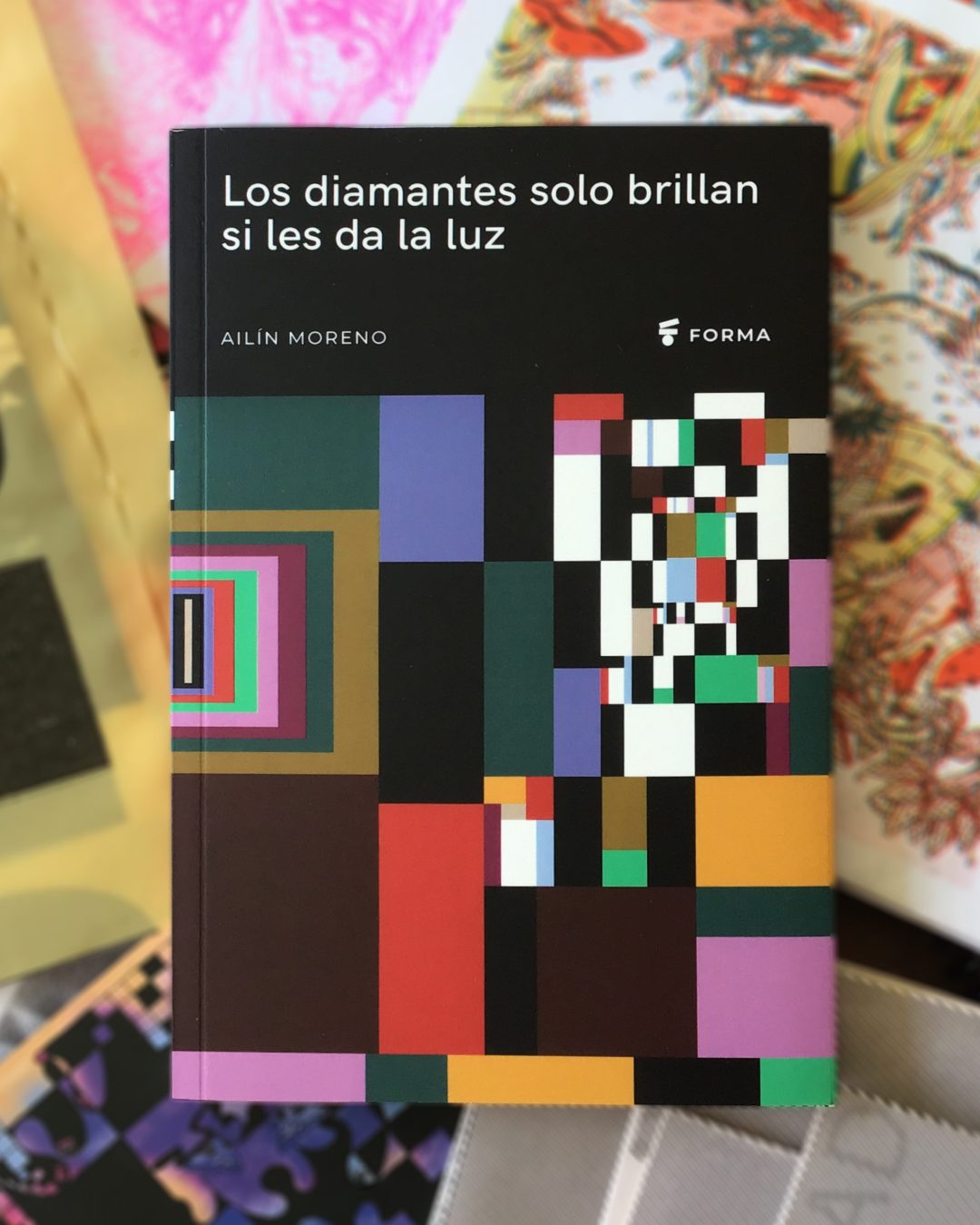 LOS DIAMANTES SOLO BRILLAN